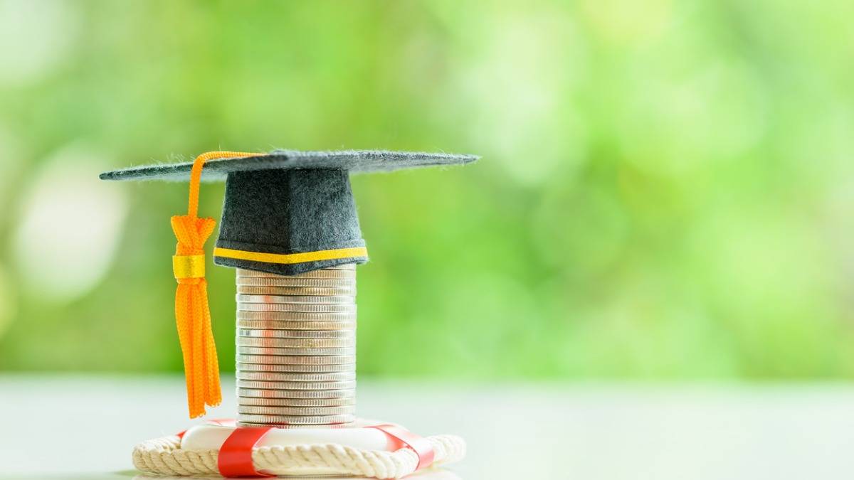 Job Oriented Courses for Commerce Graduates